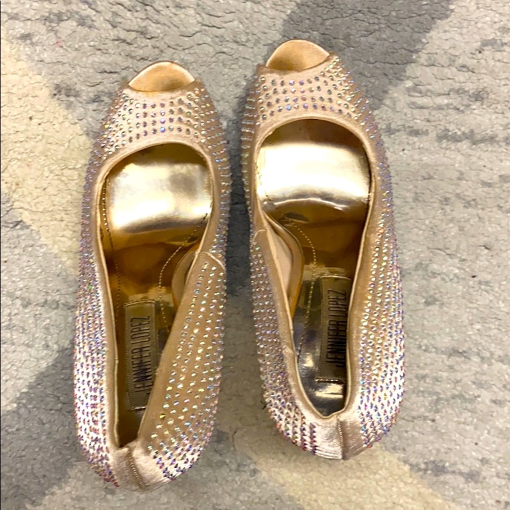 Shoes/heels